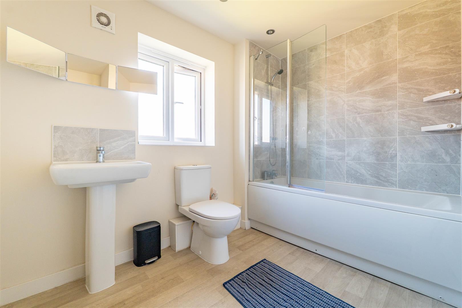 3 bed property in Lapwing Grove, Leyland